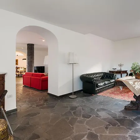 Etna Retreat فيلة